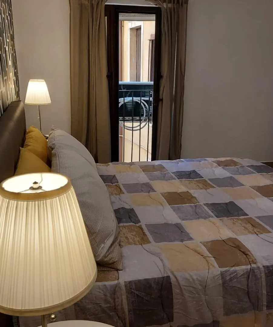 Dn Holiday House Aeroporto di Catania Fontana Rossa Casa vacanze